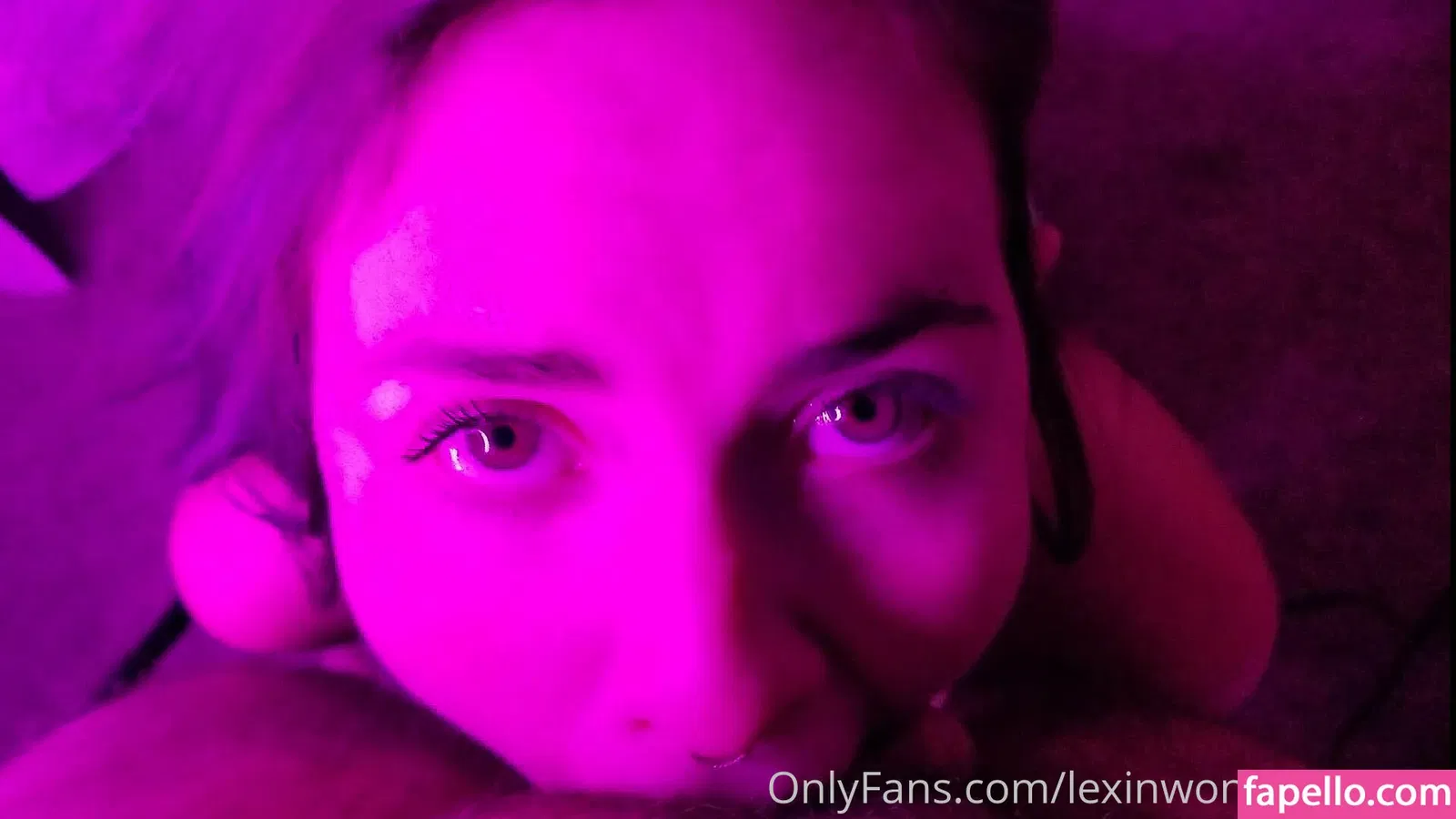 lilbuttlex Onlyfans Photo Gallery 