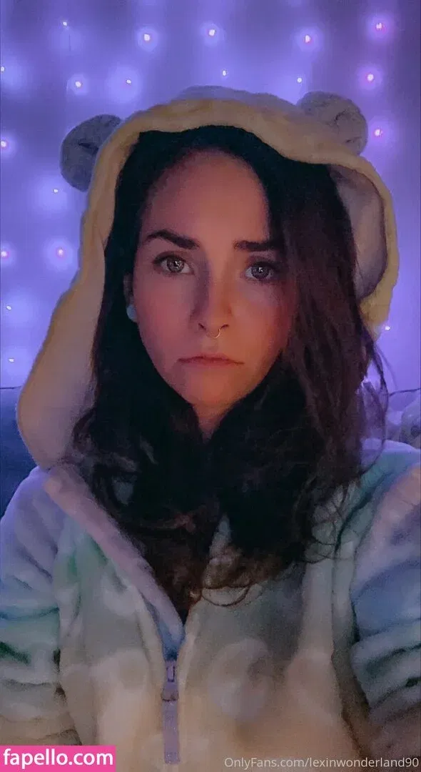 lilbuttlex Onlyfans Photo Gallery 