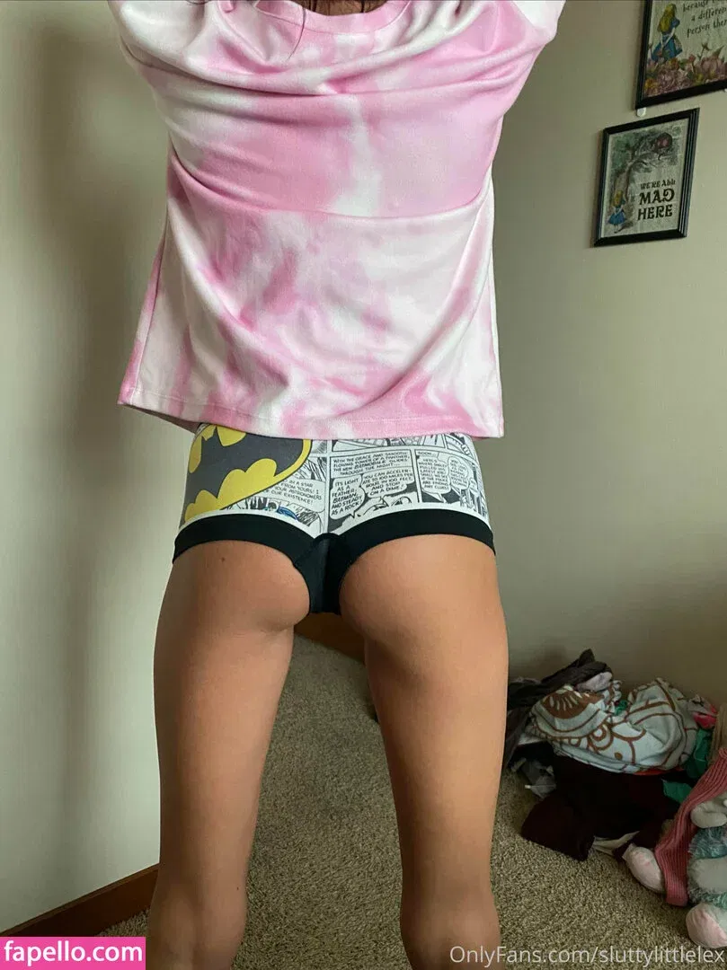 lilbuttlex Onlyfans Photo Gallery 