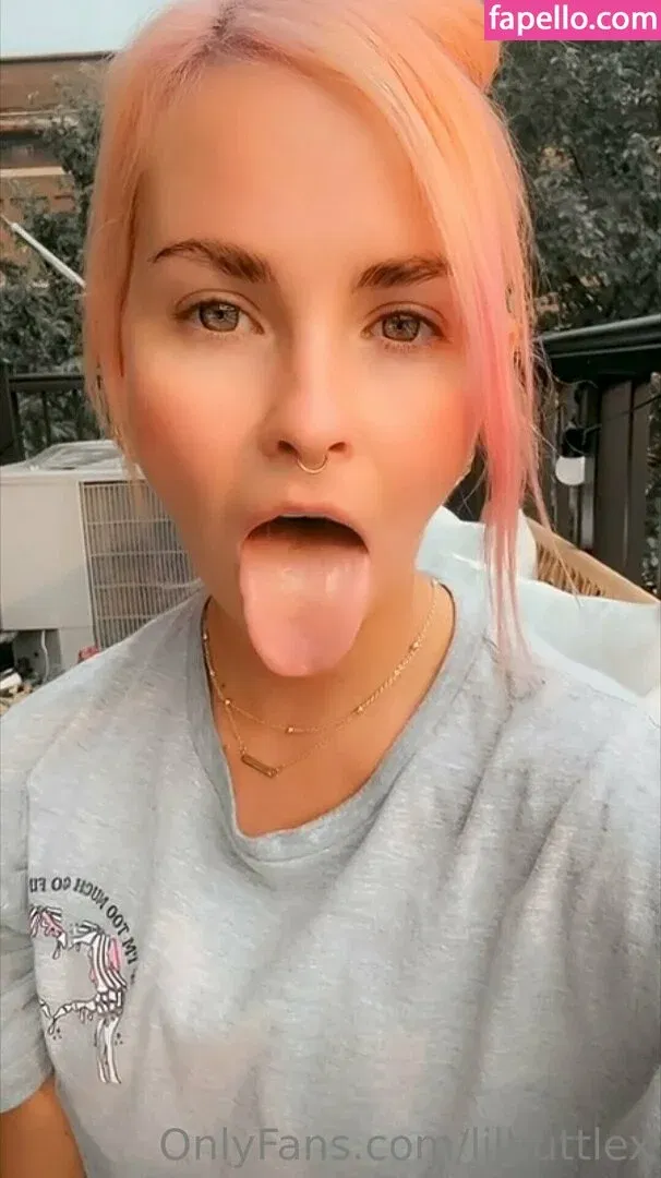 lilbuttlex Onlyfans Photo Gallery 