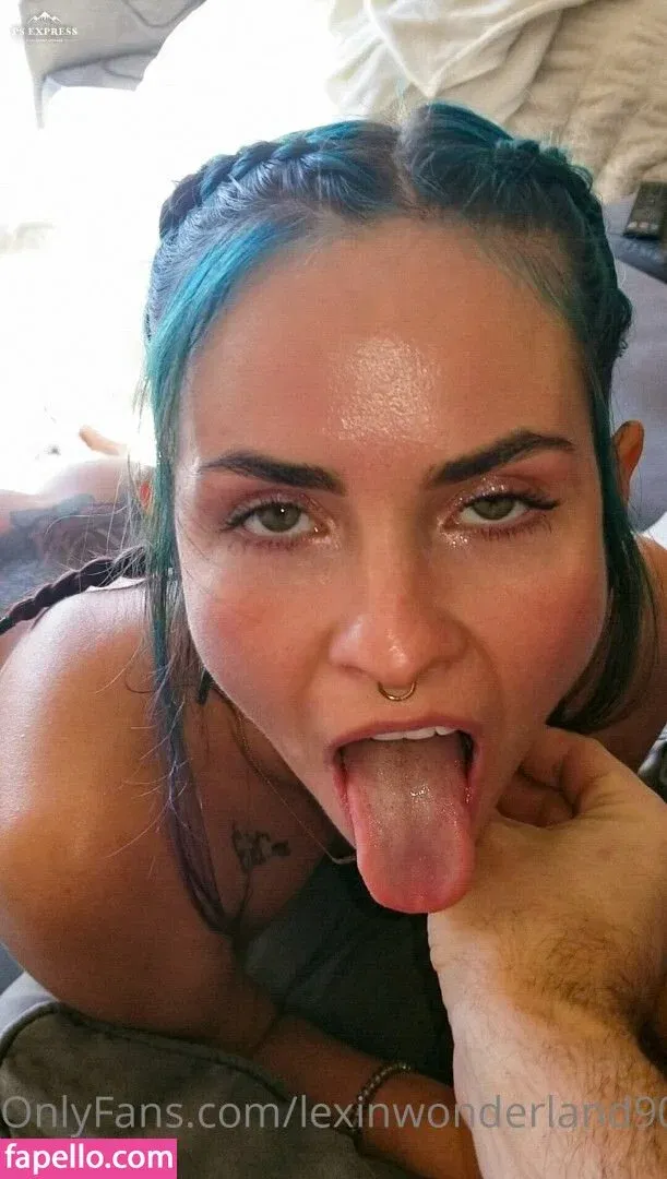 lilbuttlex Onlyfans Photo Gallery 