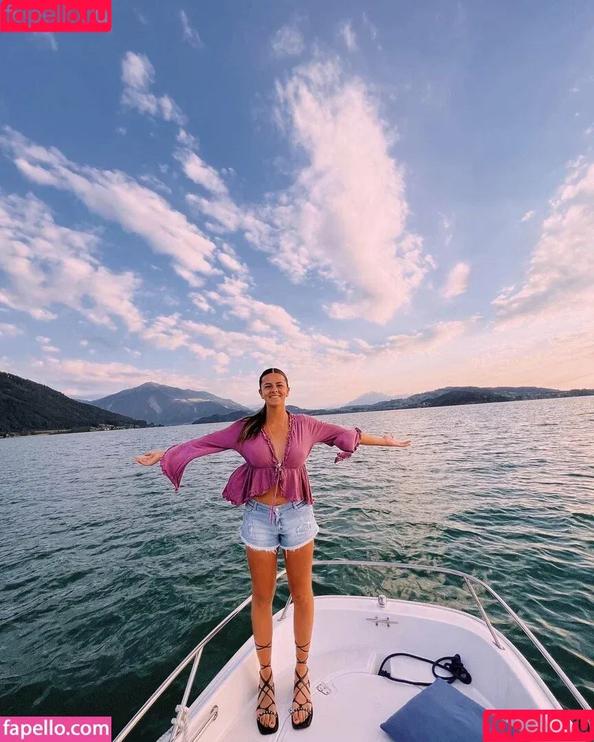 Constanza Cerúndolo / francerundolo Onlyfans Photo Gallery 