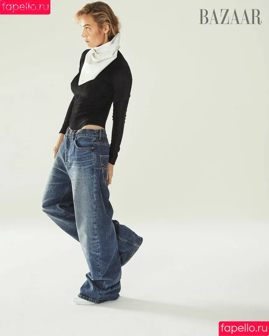 Brie Larson / brielarson Onlyfans Photo Gallery 