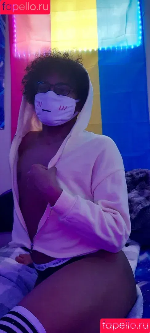 eden_z3n / gassyzen Onlyfans Photo Gallery 