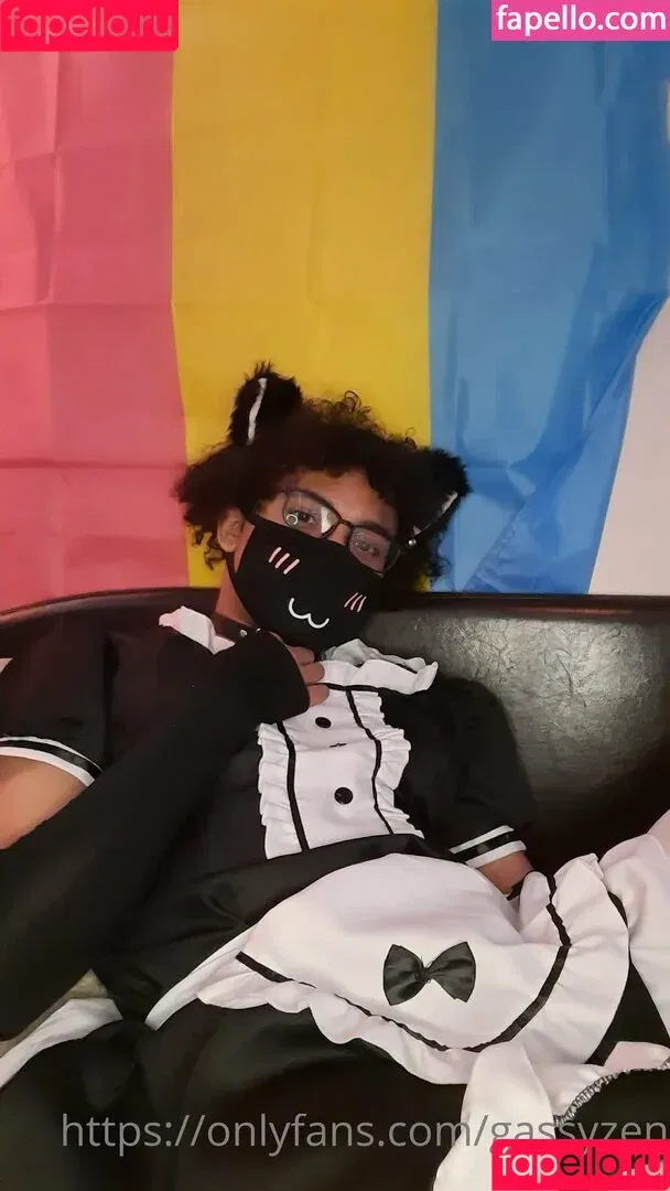 eden_z3n / gassyzen Onlyfans Photo Gallery 