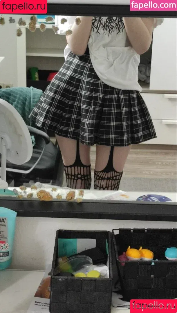 poketastic / tontasizee / Стасик Сосунов Onlyfans Photo Gallery 