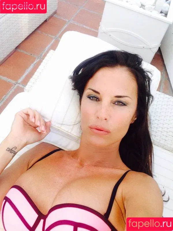 Antonella Mosetti / antonellamosetti Onlyfans Photo Gallery 