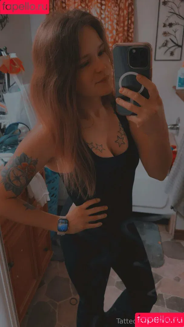 tattedmommy0243 Onlyfans Photo Gallery 