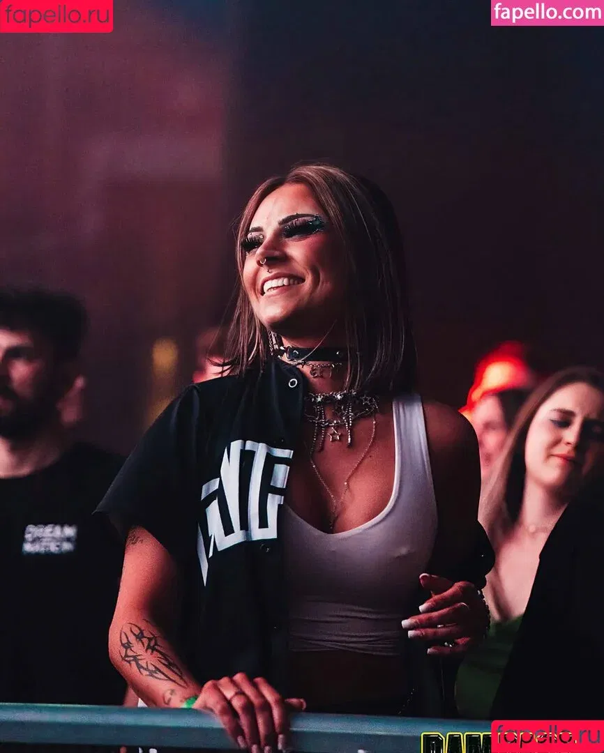 Bassbabe / Maelie_vhd / callmebassbabe / mäelie_vhd Onlyfans Photo Gallery 