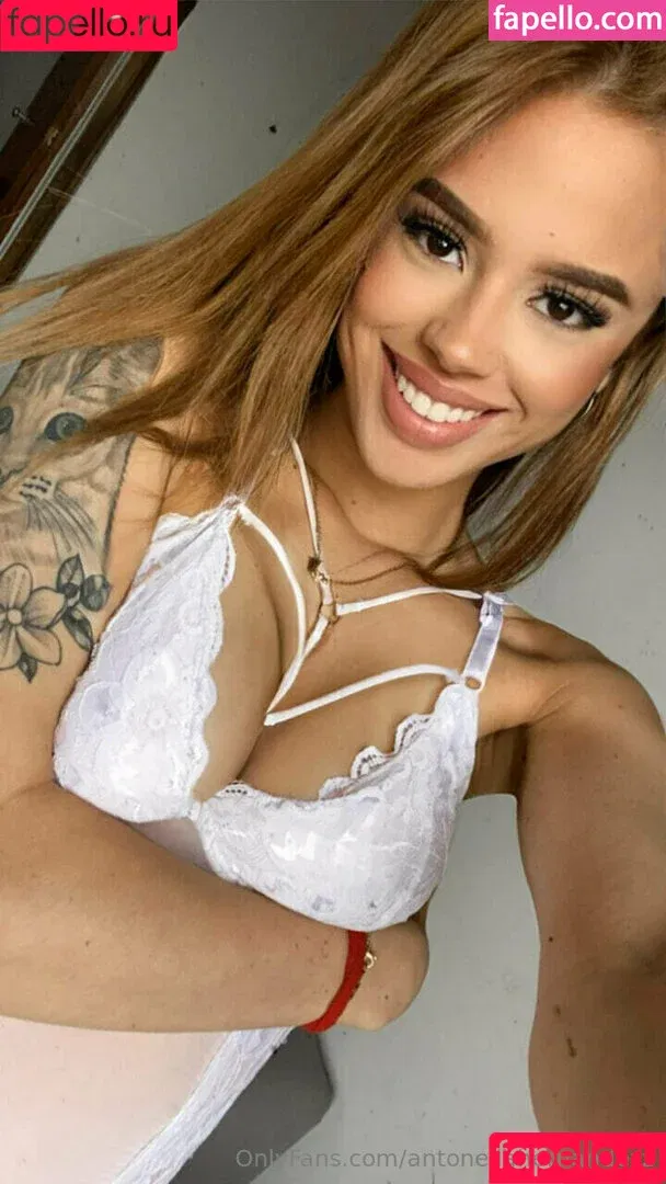 antonellahernandez / antonellahernandezz Onlyfans Photo Gallery 