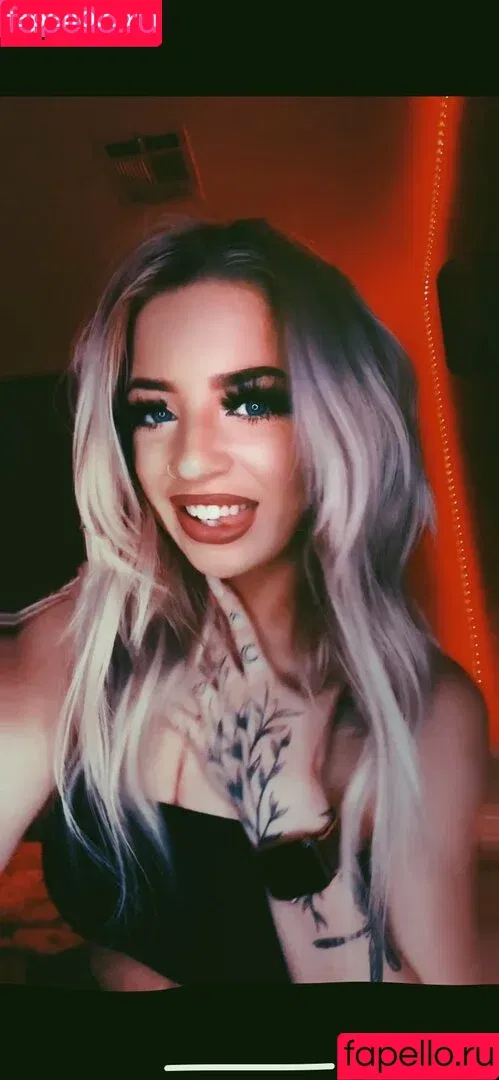 @tayleealexis_ / https: / tayxo22 Onlyfans Photo Gallery 