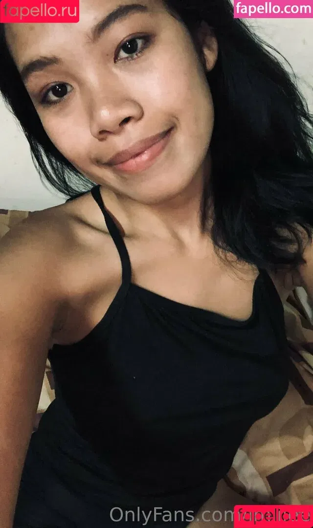 Xmalil2 / imlilee / somchh2 Onlyfans Photo Gallery 