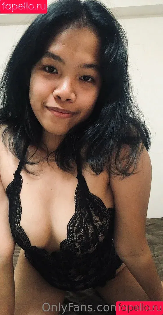 Xmalil2 / imlilee / somchh2 Onlyfans Photo Gallery 