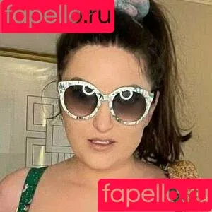 Gfe Alice / gfe-sophie / sophie_aris Onlyfans Photo Gallery 