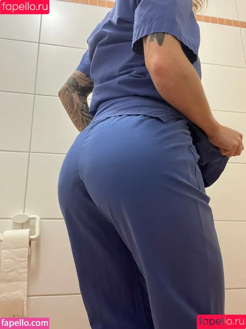 Nurselayla / lailajasmyn / laylathelunatic Onlyfans Photo Gallery 