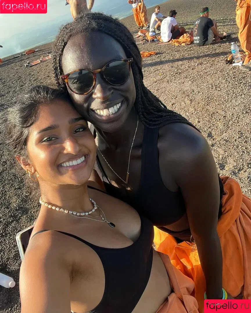 Varada Sethu / varadasethu Onlyfans Photo Gallery 