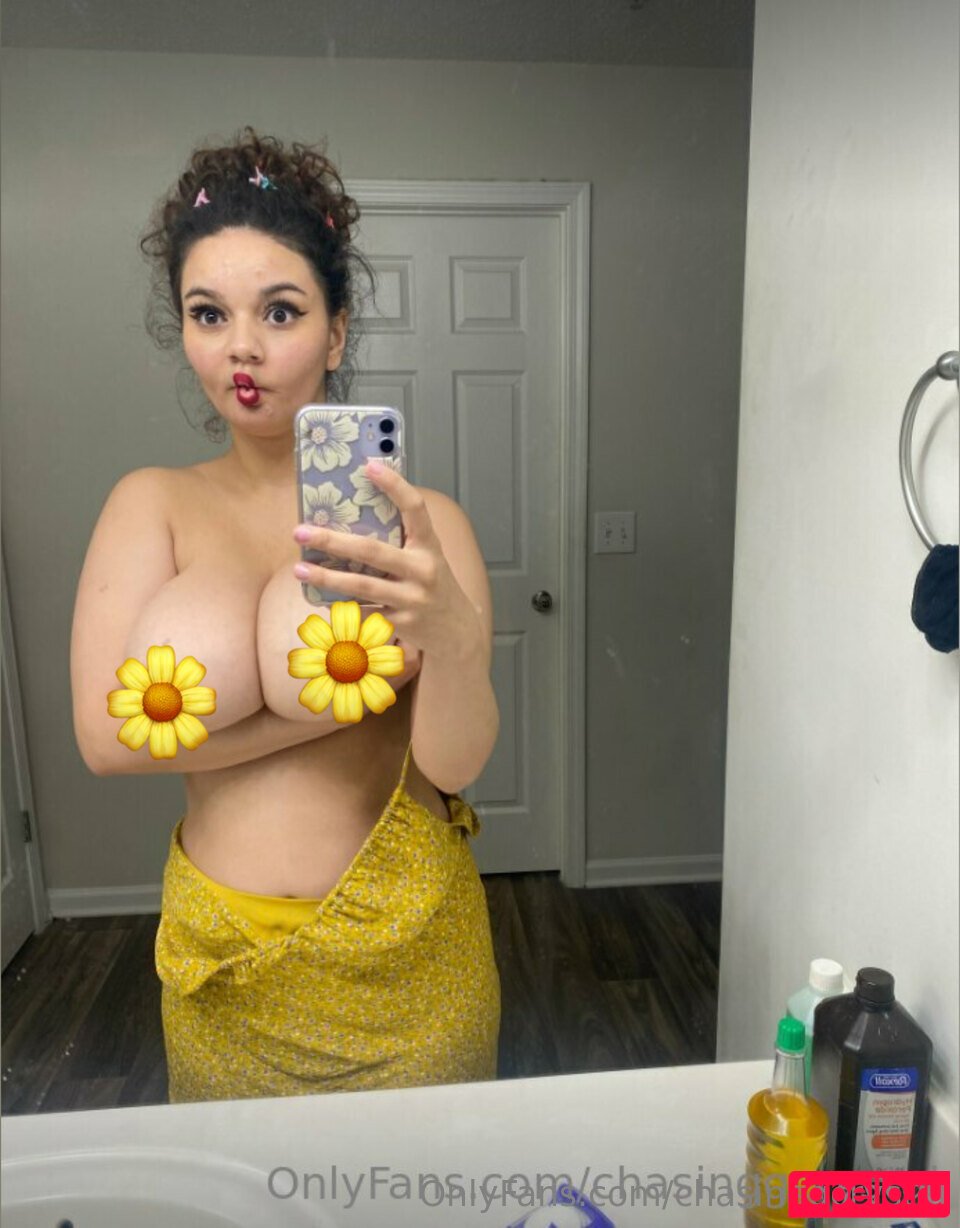 ChasinggCrystal Nude Onlyfans Photo 23