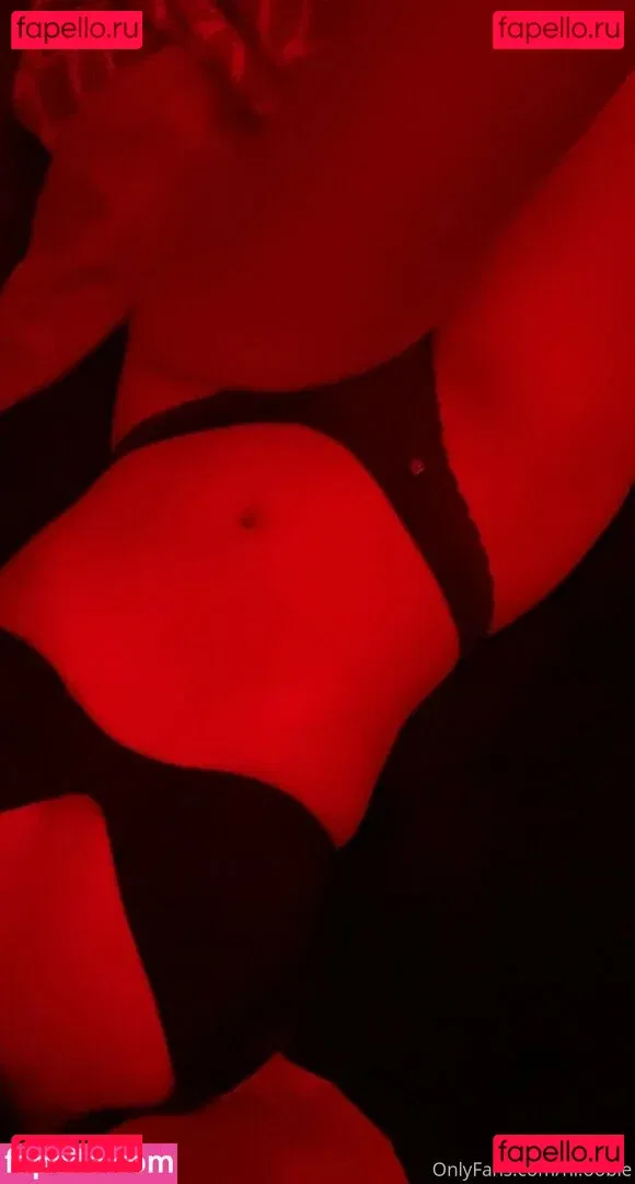 Hioobs Onlyfans Photo Gallery 