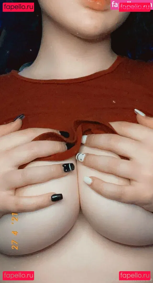 Hioobs Onlyfans Photo Gallery 