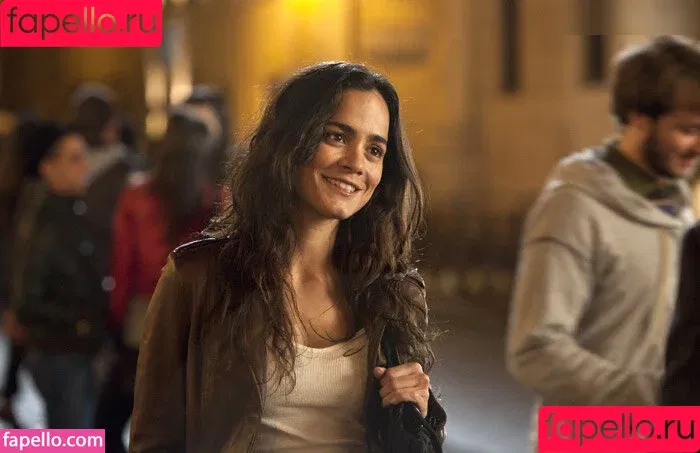 Alice Braga / alicebraga Onlyfans Photo Gallery 