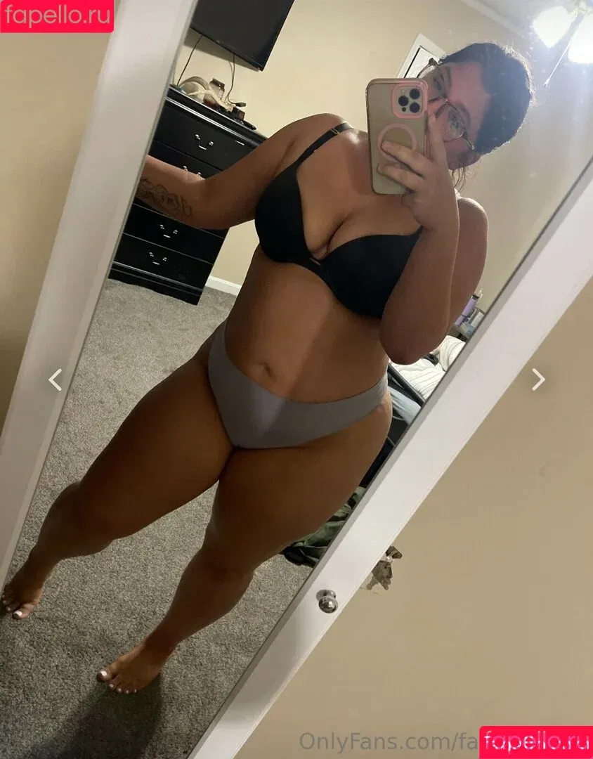 Allie / fattyass203 / mama_withthefatty / mamafromthe302 Onlyfans Photo Gallery 