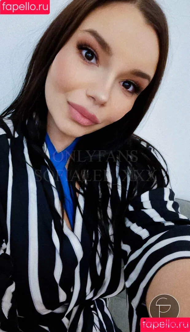 sofialee_xxx_free / sofiaxxlee Onlyfans Photo Gallery 
