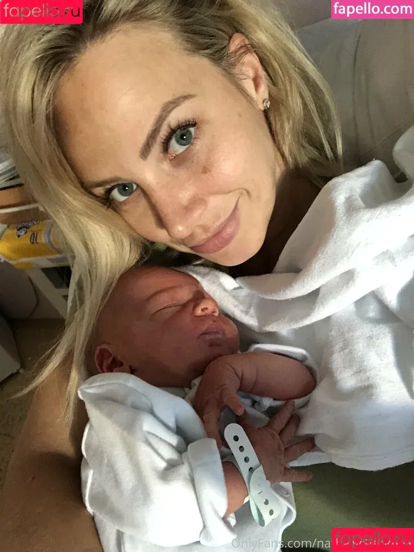 Nathaly Cherie / Nathalycheriexxx / https: / nathalycherieoff Onlyfans Photo Gallery 