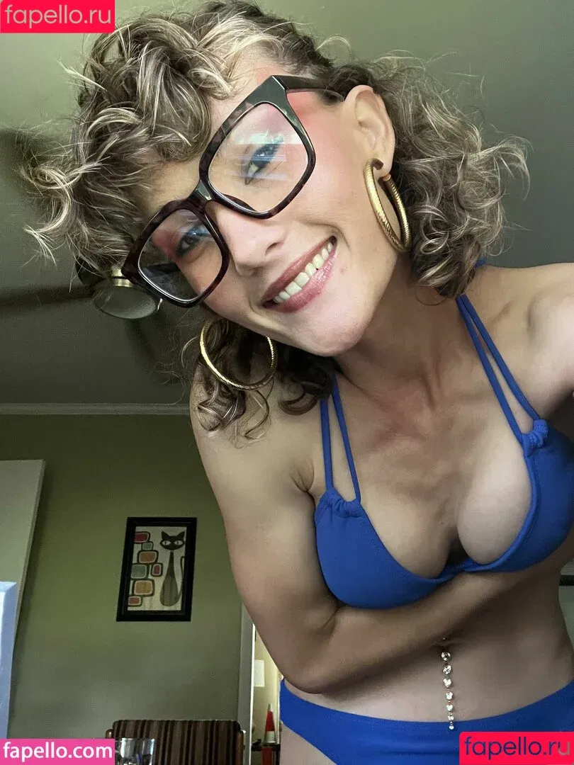 Ahanu Reed / ahanureed / itsahanureed / reedUnaha