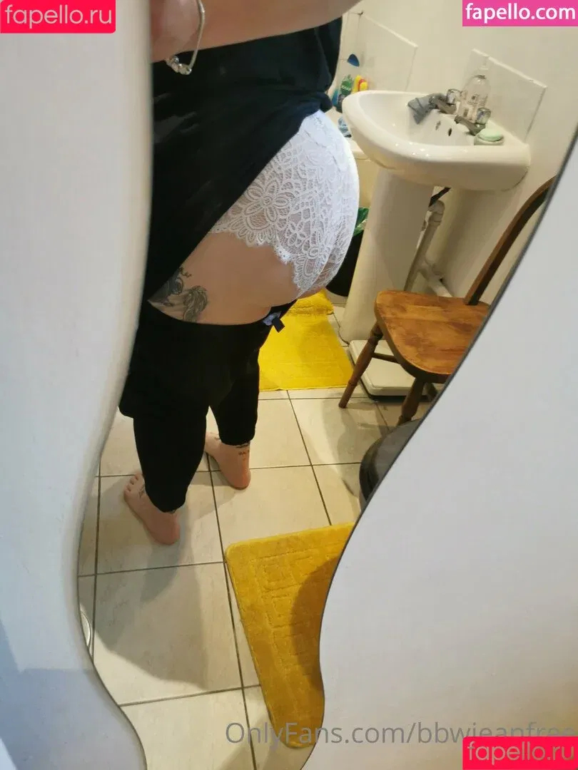 _jejfree / bbwjeanfree Onlyfans Photo Gallery 