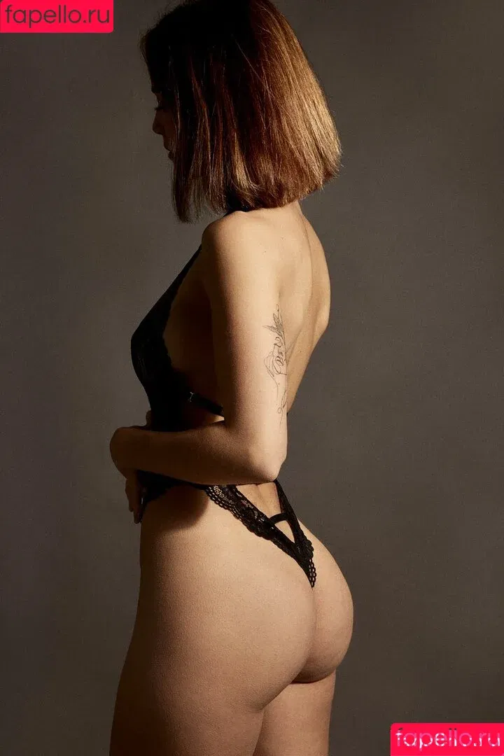 Melissa Canadas / melcnds Onlyfans Photo Gallery 