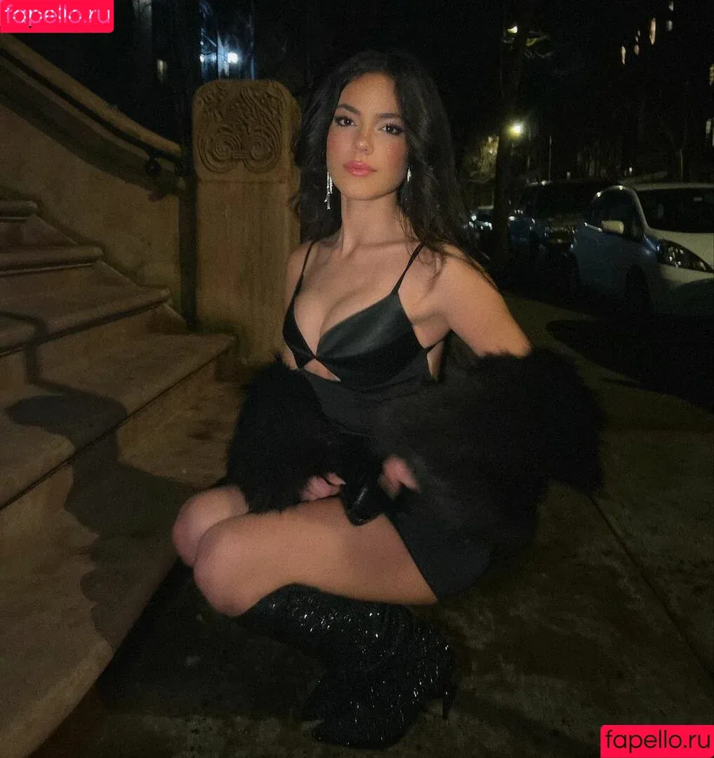 Ella Mendelsohn / ellamendelsohn Onlyfans Photo Gallery 