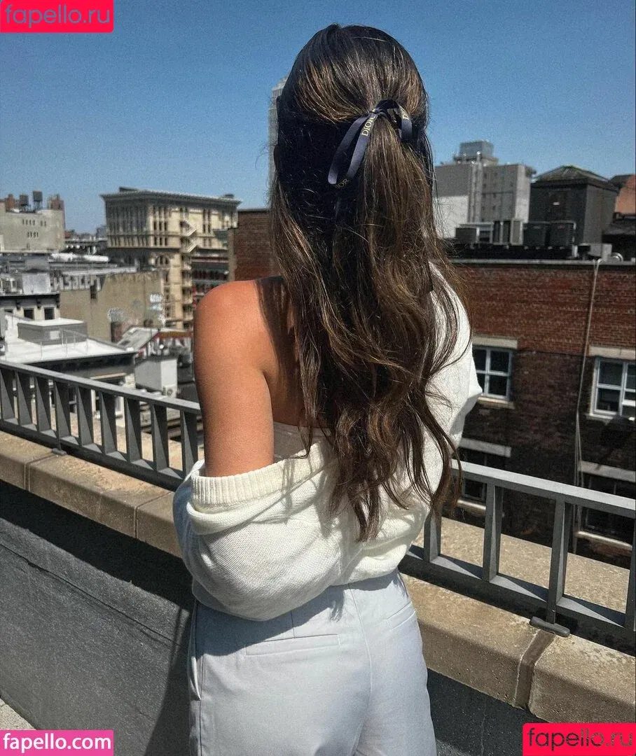 Ella Mendelsohn / ellamendelsohn Onlyfans Photo Gallery 