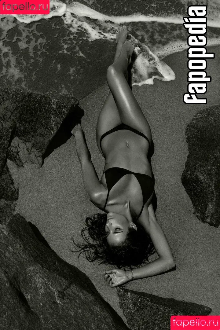 Jade Leboeuf / Jade Lebœuf / jade_leboeuf Onlyfans Photo Gallery 