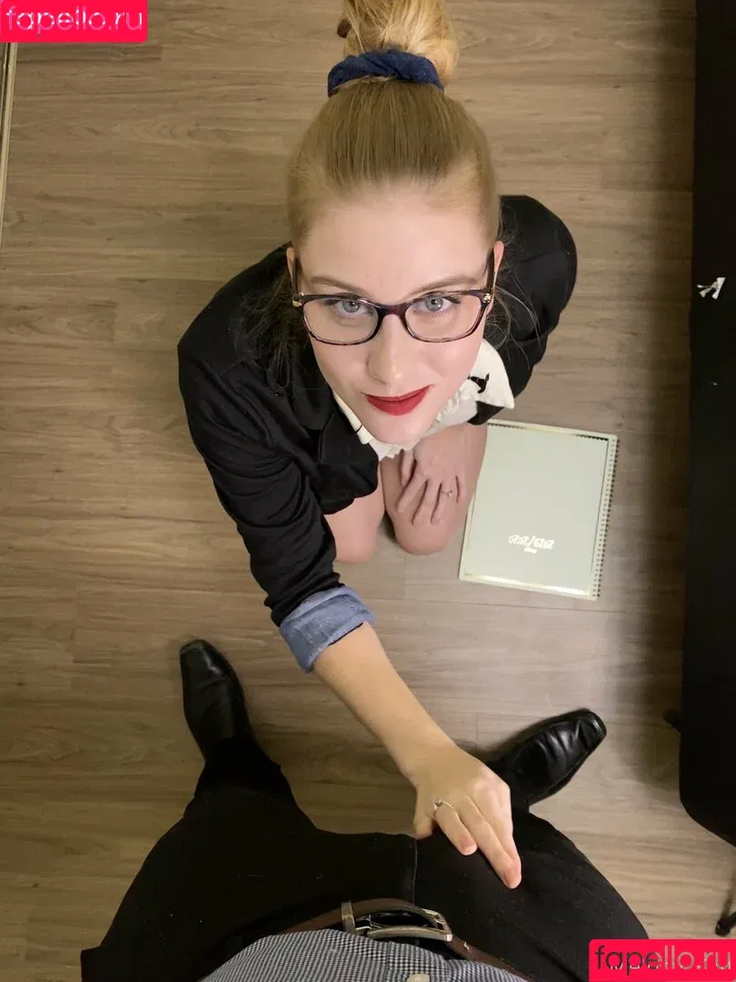 Melody Katt / melody_katt / melody_kattt Onlyfans Photo Gallery 