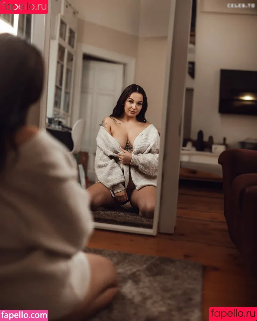 Amelie.gr_ / amelie.gr Onlyfans Photo Gallery 