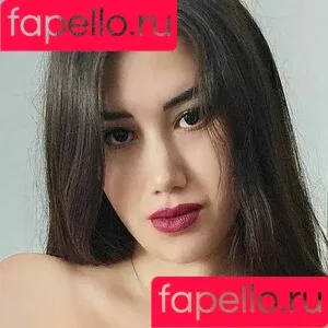 Emilia Robinson / Lya Robinson / Lya_Robinson.emi / lya.robinson_emi / lyarobinson Onlyfans Photo Gallery 