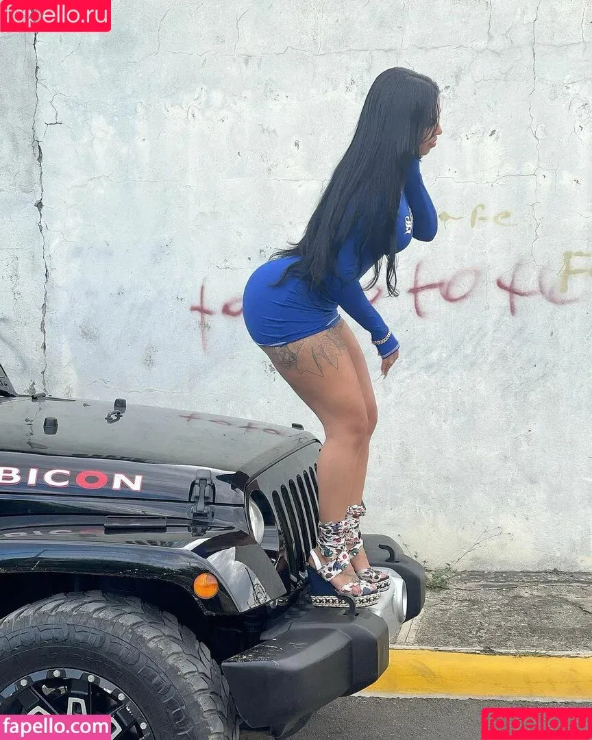 Yinett Baez / yinettbaez Onlyfans Photo Gallery 