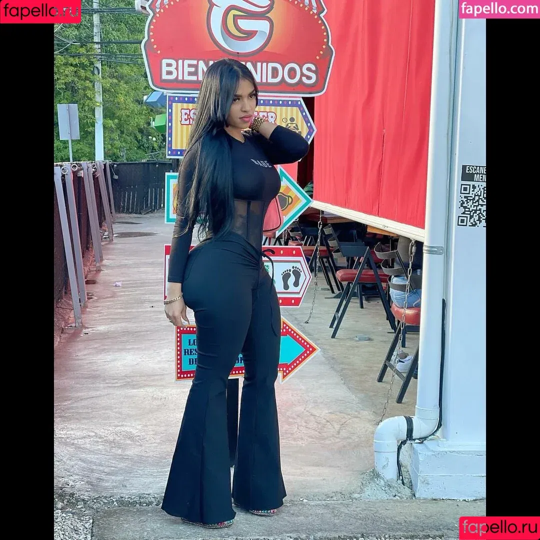 Yinett Baez / yinettbaez Onlyfans Photo Gallery 