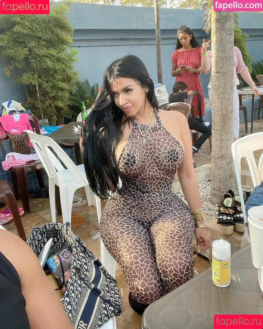 Yinett Baez / yinettbaez Onlyfans Photo Gallery 