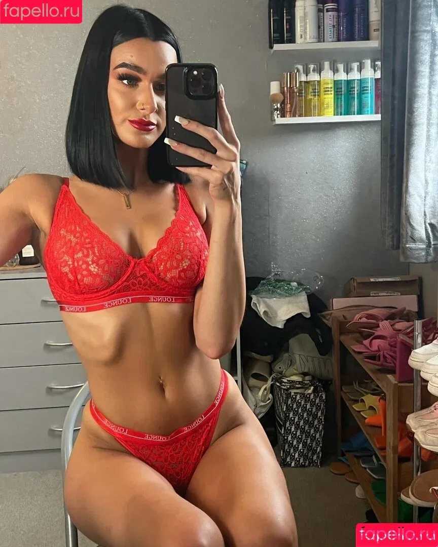 Louiseereid / alexisreid Onlyfans Photo Gallery 