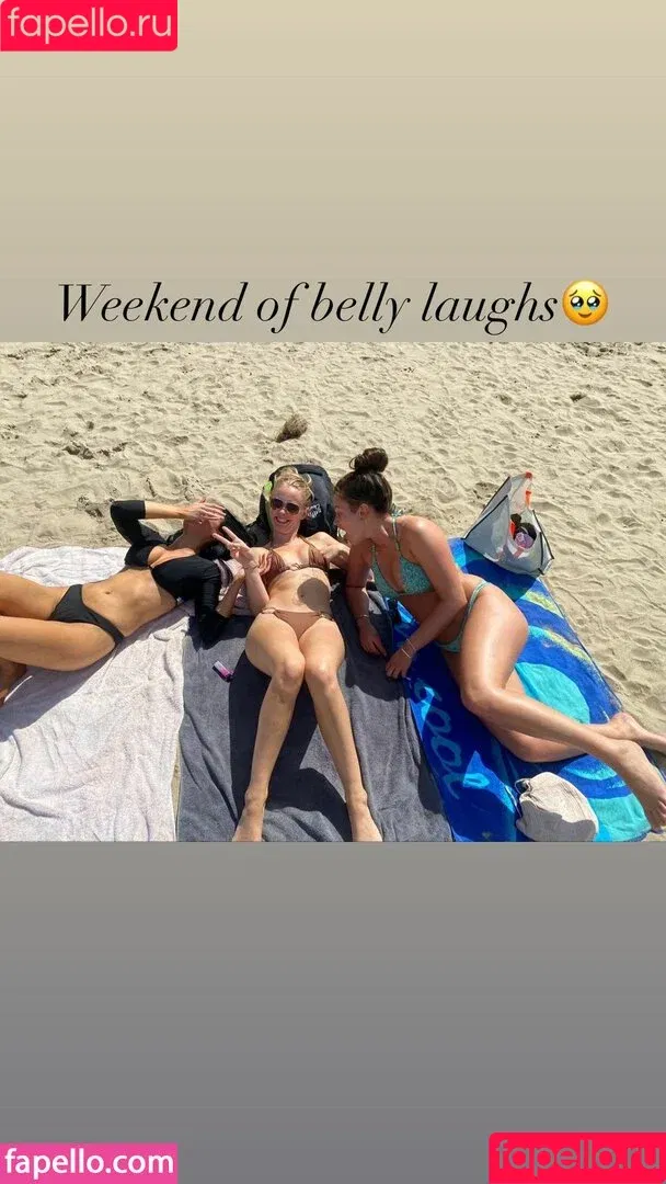 Louiseereid / alexisreid Onlyfans Photo Gallery 