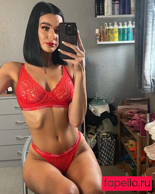 Louiseereid Nude Onlyfans Photo 31