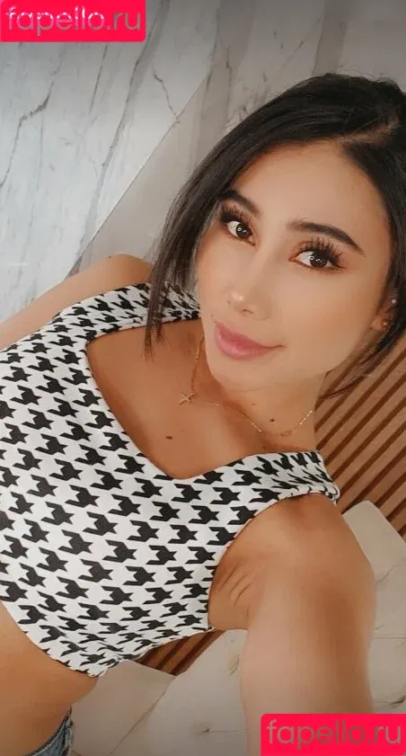 abieowen / hijabibella Onlyfans Photo Gallery 