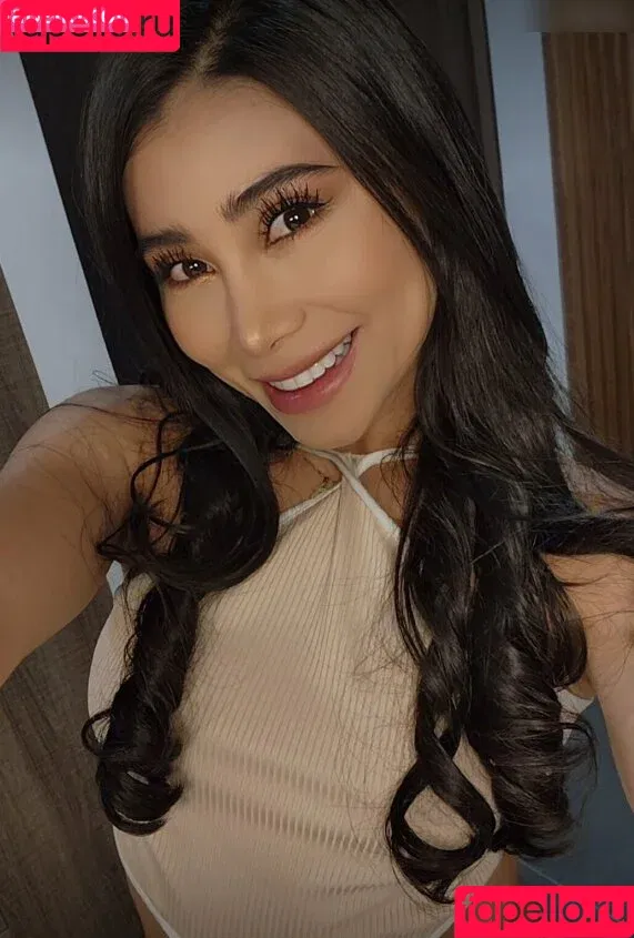 abieowen / hijabibella Onlyfans Photo Gallery 