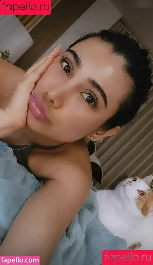 abieowen / hijabibella Onlyfans Photo Gallery 