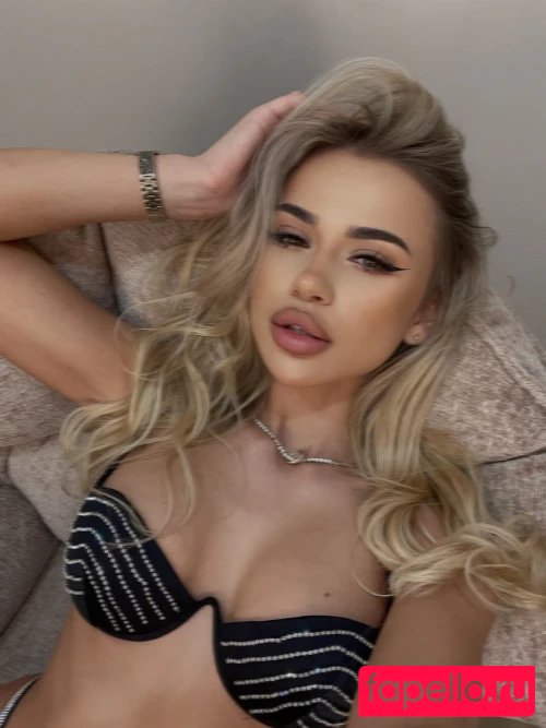 Julia054 Nude Onlyfans Photo 14