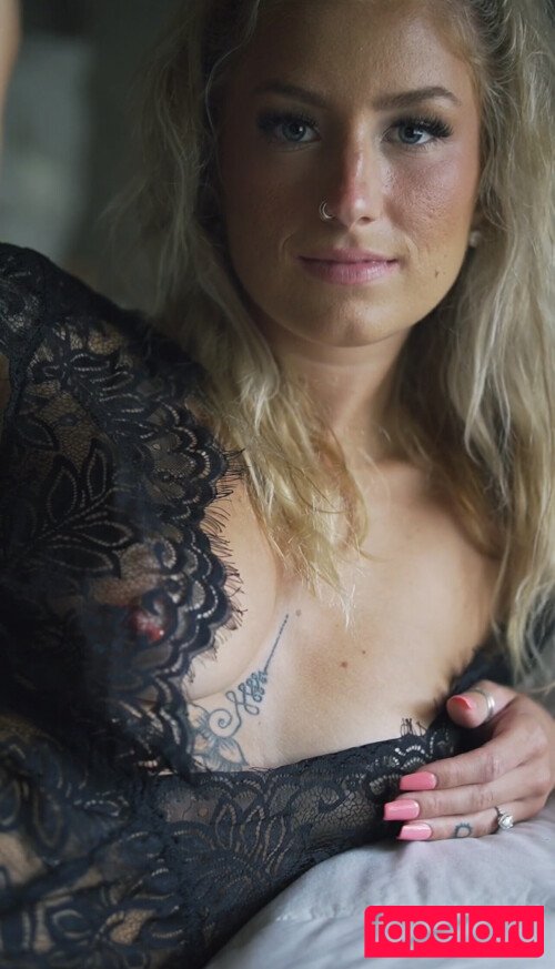 Kenzie Lei Nude Onlyfans Photo 15