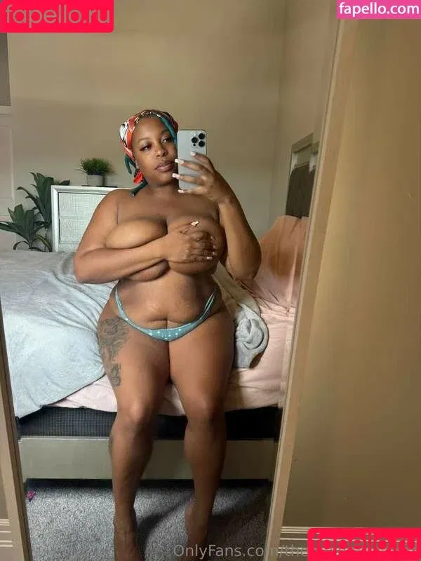 MzMamma Melons / mamasmelons / mz.melons Onlyfans Photo Gallery 