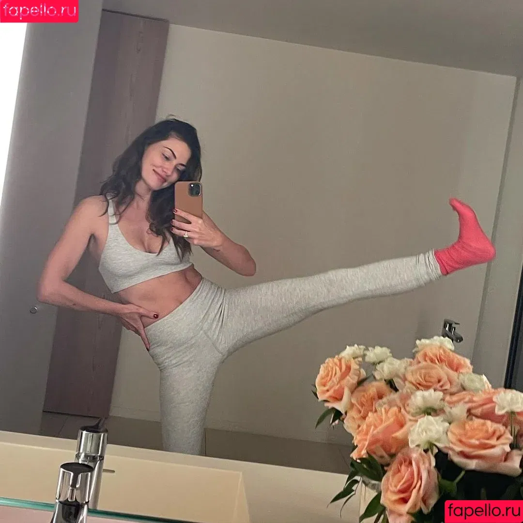 Phoebe Tonkin / phoebejtonkin Onlyfans Photo Gallery 