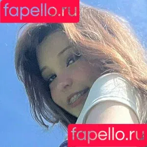 Belle Delphine / Socials / belle.delphine / bunnydelphine Onlyfans Photo Gallery 